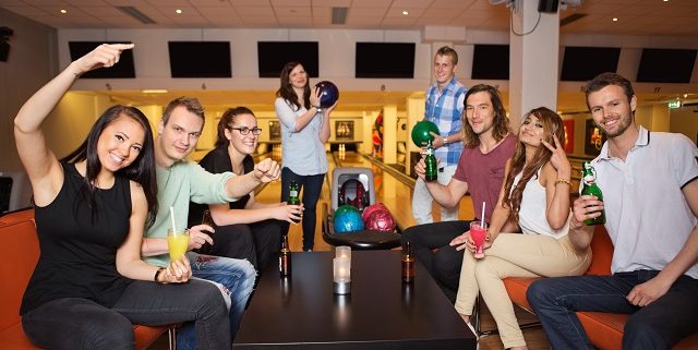 Market your bowling centre to event planners