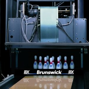Brunswick Pinsetter - Striker Bowling